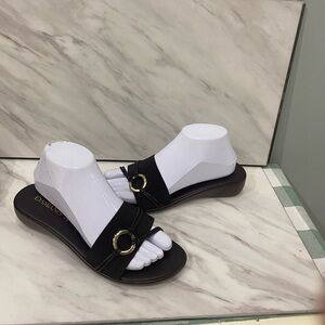 Damiani’s I’d  comfort Brown Slide Sandals Gold Hardware Square Toe Flat